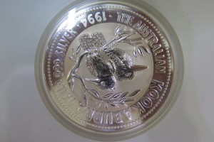 純銀1キロ/1000ｇオーストラリア30ドル銀貨をお買取りさせていただきました。（シルバー買取/銀買取/銀メダル買取）