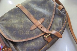 古いヴィトンのバッグをお買取りさせていただきました。（古いブランドバッグ買取）