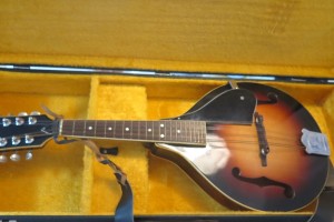 マンドリンをお買取りさせていただきました。（楽器買取/弦楽器買取）