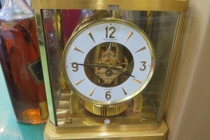 ジャガールクルト 永久時計  ATMOS アトモス をお買取りさせていただきました。(置時計/ブランド時計買取)