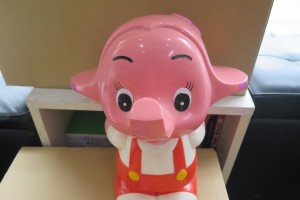 サトちゃん人形サト子ちゃんをお買取りさせていただきました。(置物買取/ソフビ人形買取)