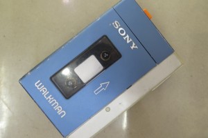 古いソニーウォークマンをお買取りさせていただきました。(ウォークマン買取/ジャンク家電買取)