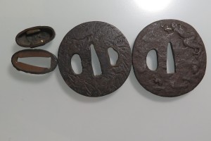 刀装具品　鍔などをお買取りさせていただきました。（鍔買取/骨董品買取）