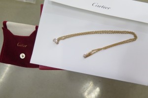 カルティエの18金ダイヤモンドネックレスをお買取りさせていただきました。（カルティエ買取/アクセサリー買取）