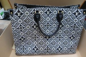ルイヴィトンのバッグをお買取りさせていただきました。（ヴィトン買取/バッグ買取）